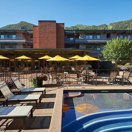 Aspen Square Condominium Hotel Экстерьер фото