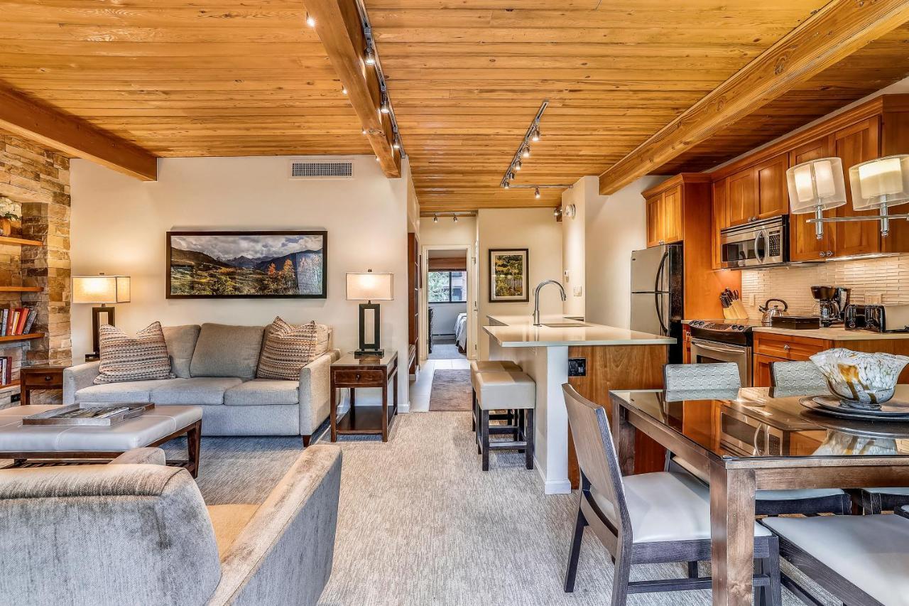 Aspen Square Condominium Hotel Экстерьер фото